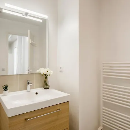 Cozy - Louvre - Clery Apartment Paris