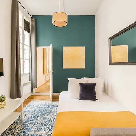 Cozy - Louvre - Clery Apartment Paris