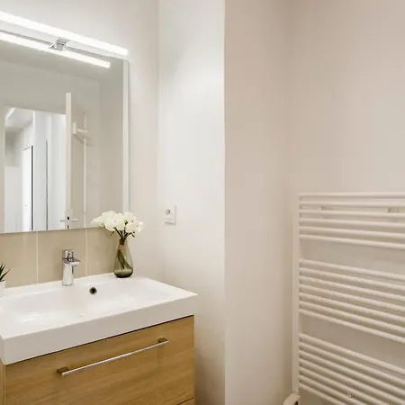 Cozy - Louvre - Clery Apartment